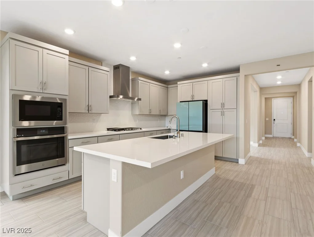 9911 Spinel, Las Vegas, NV 89143