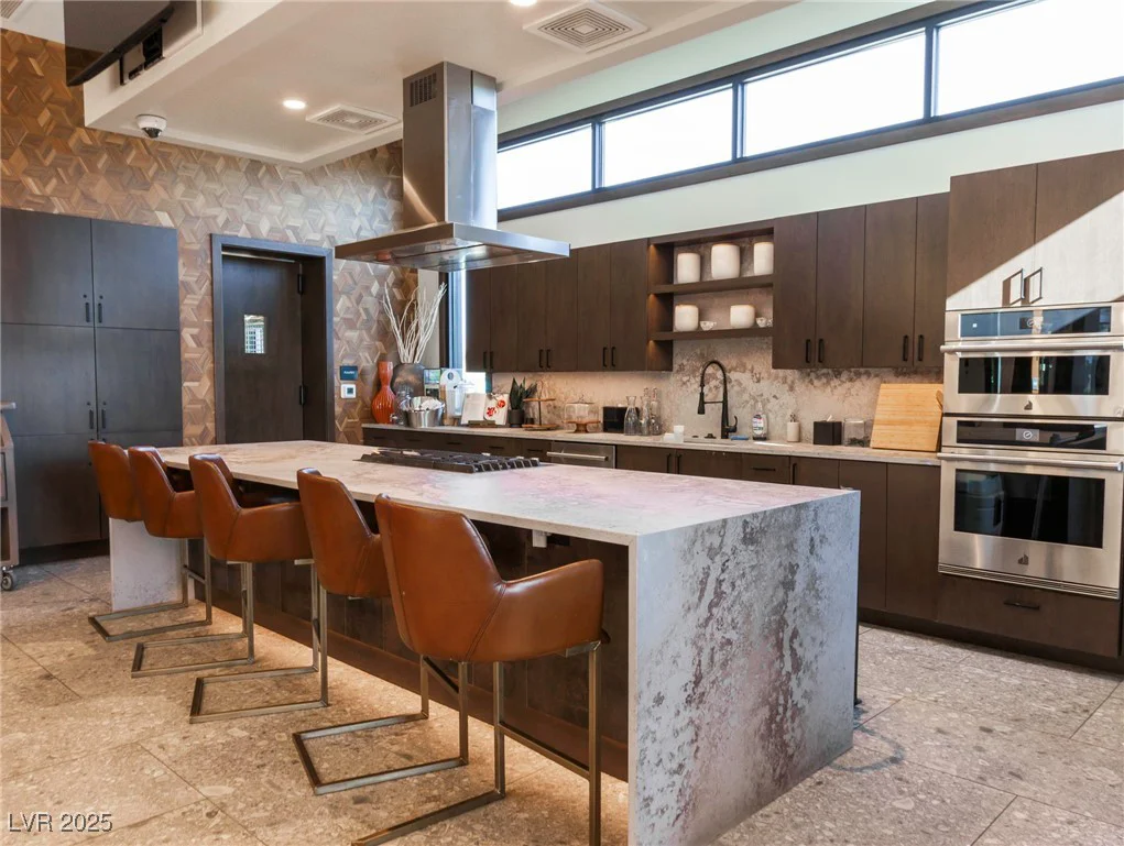 9911 Spinel, Las Vegas, NV 89143