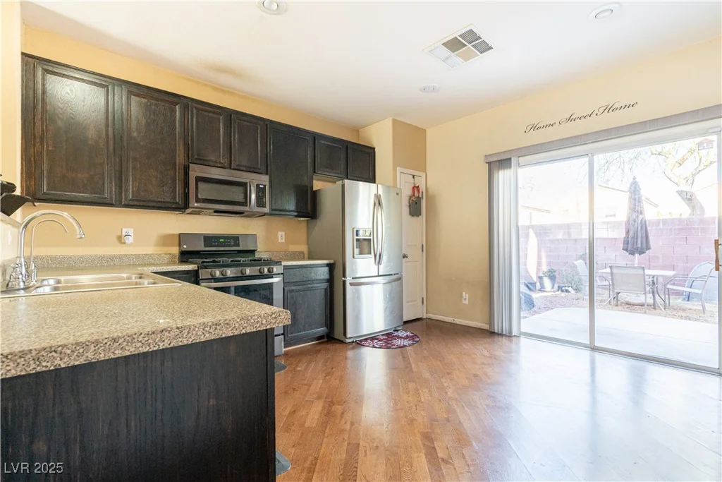 6074 Lazarro, Las Vegas, NV 89139