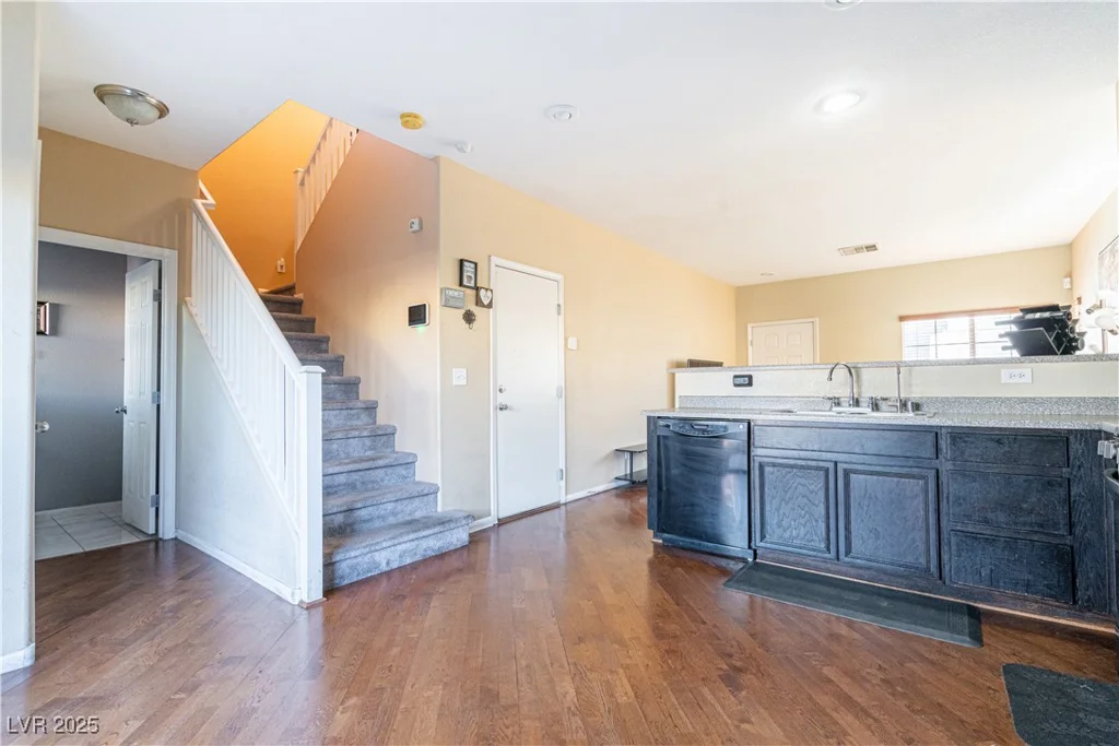 6074 Lazarro, Las Vegas, NV 89139