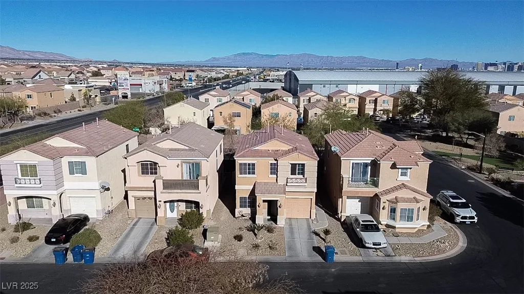 6074 Lazarro, Las Vegas, NV 89139