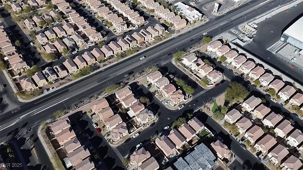 6074 Lazarro, Las Vegas, NV 89139