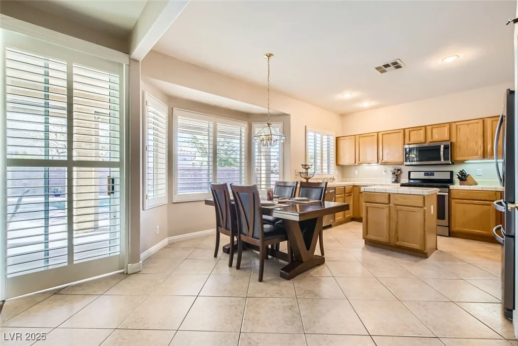 2525 Huber Heights, Las Vegas, NV 89128