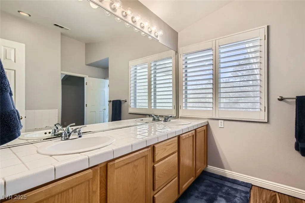 2525 Huber Heights, Las Vegas, NV 89128