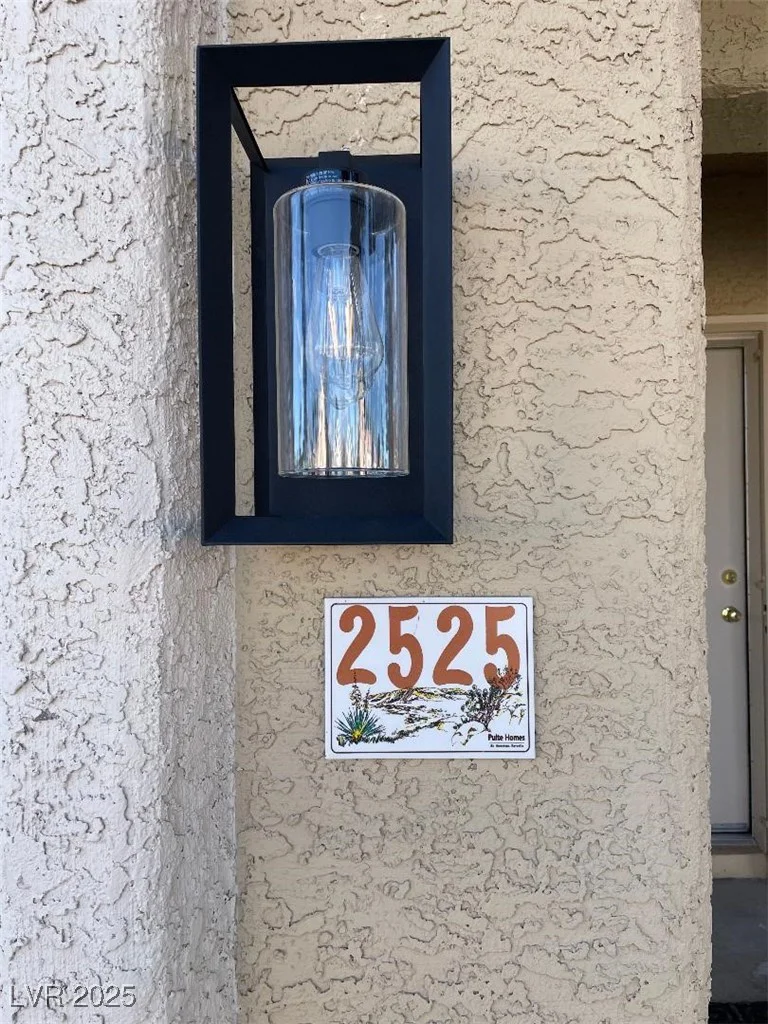 2525 Huber Heights, Las Vegas, NV 89128