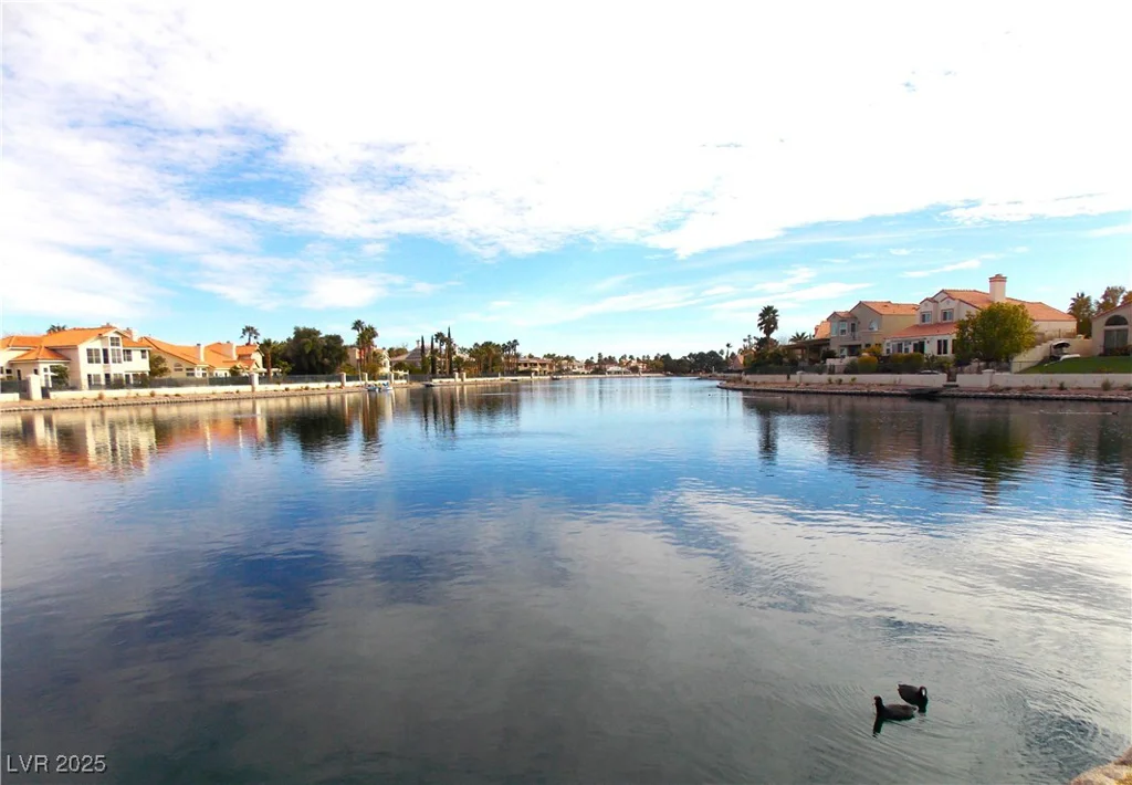 2525 Huber Heights, Las Vegas, NV 89128