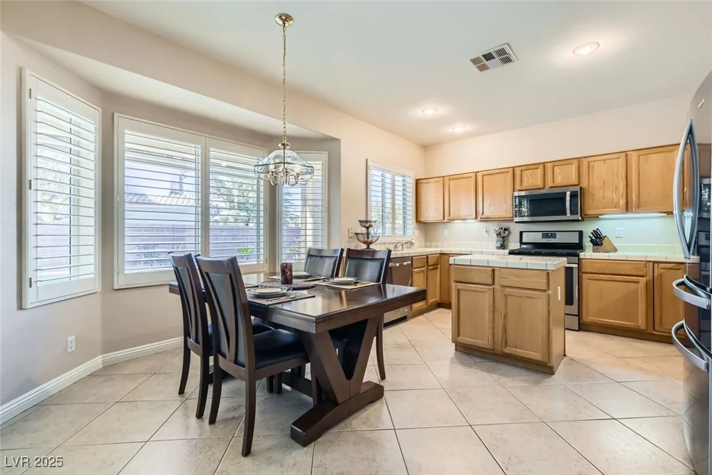2525 Huber Heights, Las Vegas, NV 89128