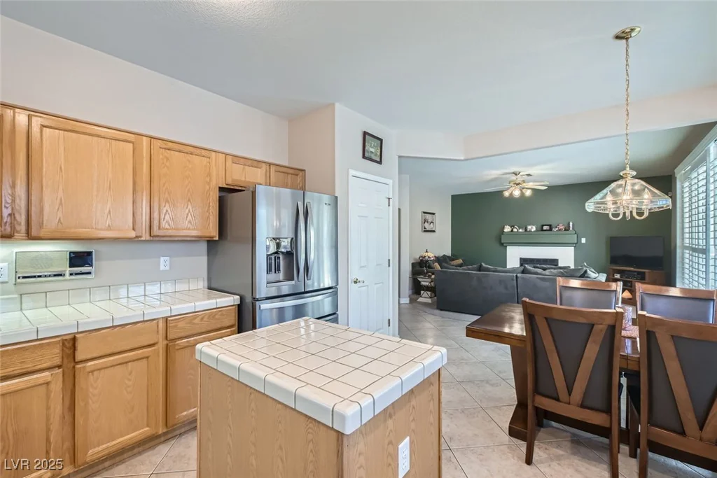 2525 Huber Heights, Las Vegas, NV 89128