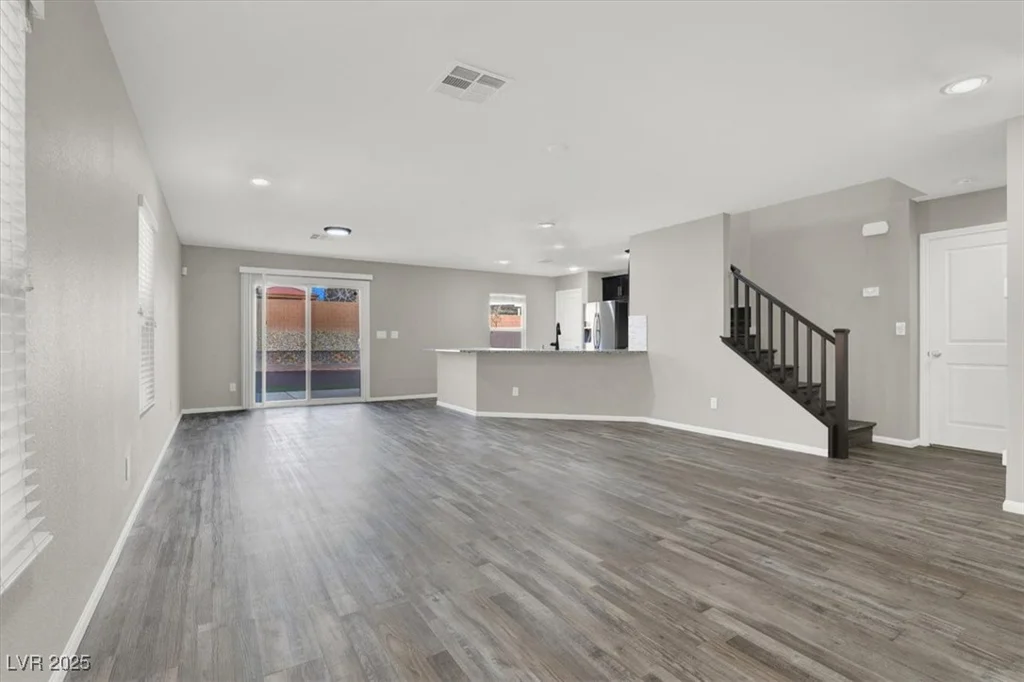 9202 Valley Betica, Las Vegas, NV 89148