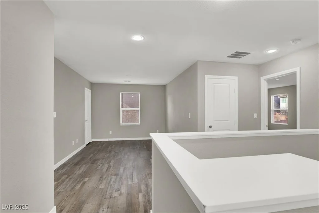 9202 Valley Betica, Las Vegas, NV 89148