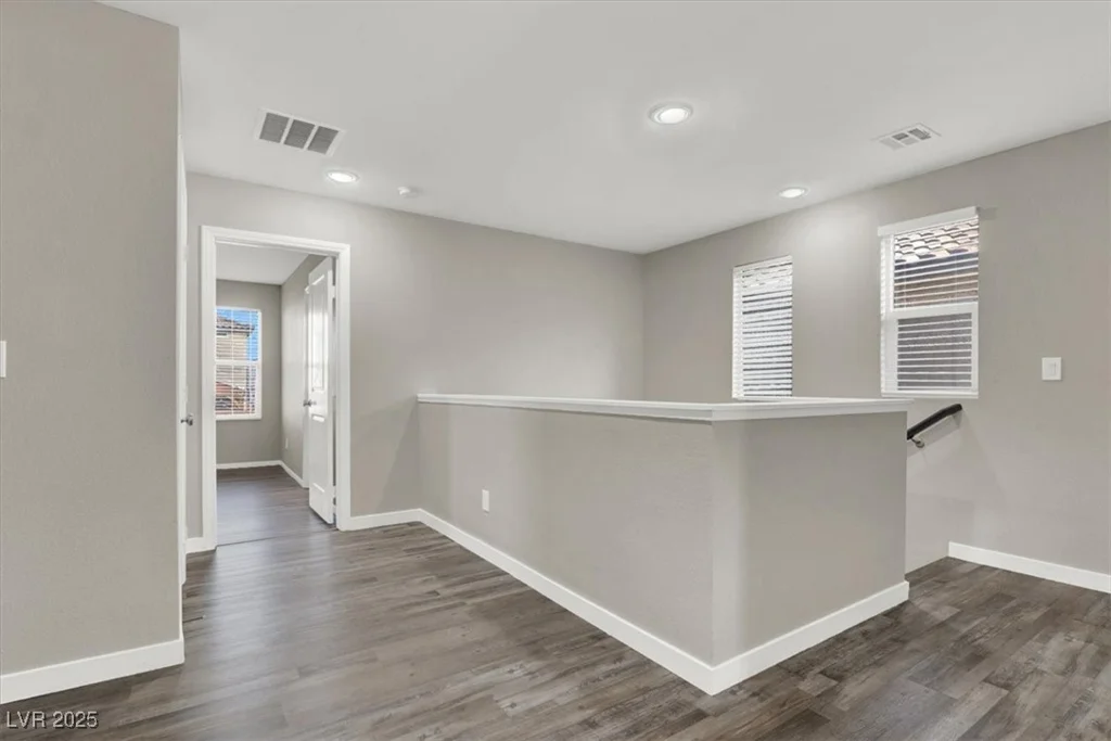 9202 Valley Betica, Las Vegas, NV 89148