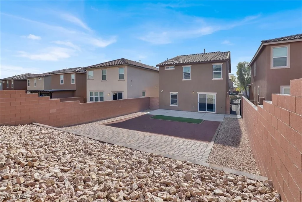9202 Valley Betica, Las Vegas, NV 89148