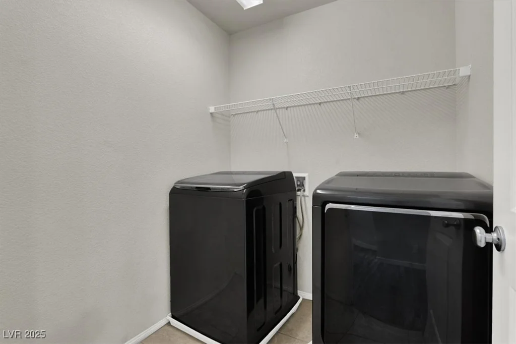 9202 Valley Betica, Las Vegas, NV 89148