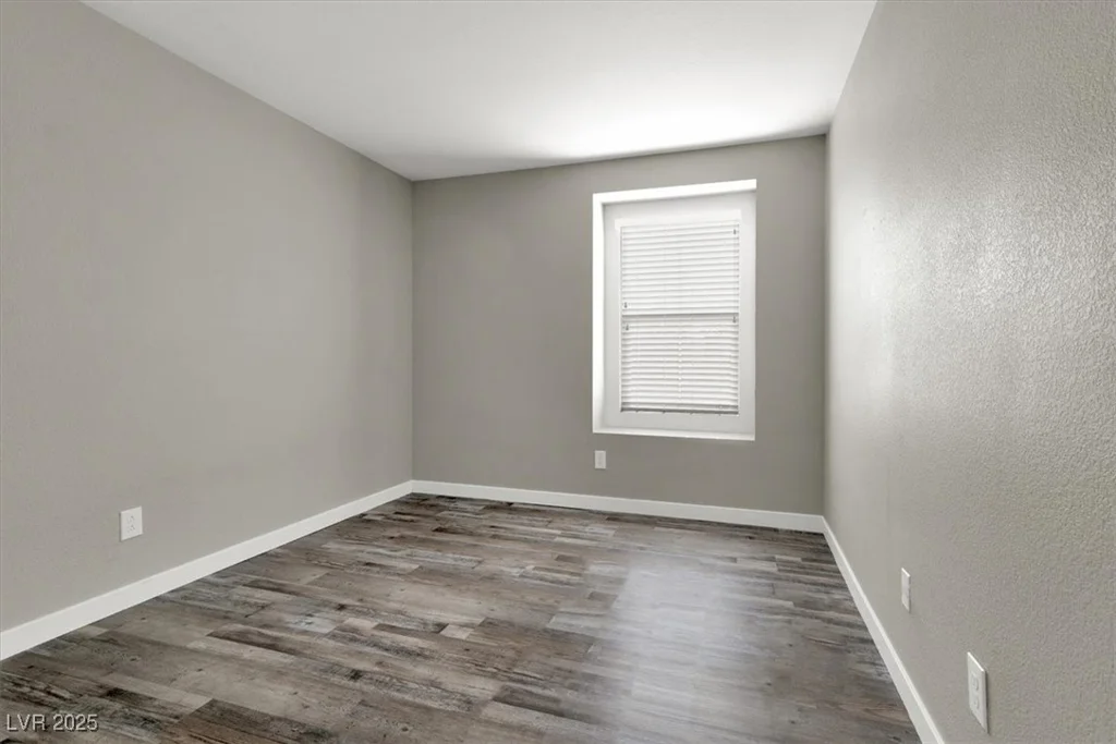9202 Valley Betica, Las Vegas, NV 89148