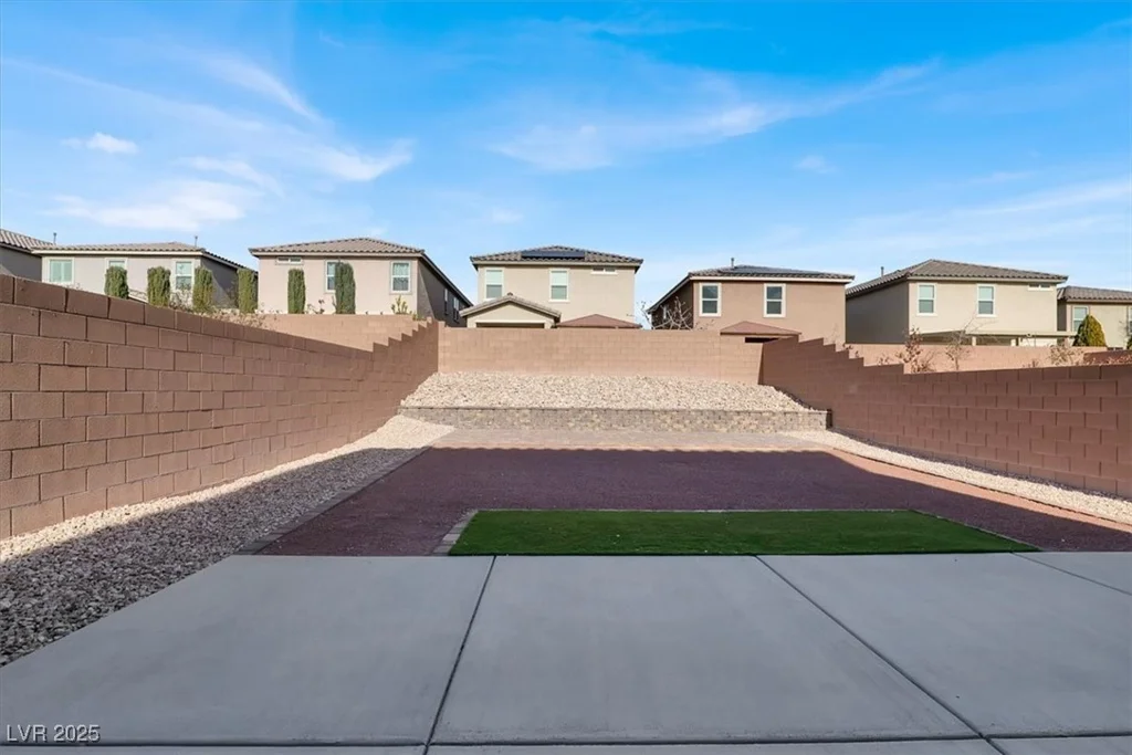 9202 Valley Betica, Las Vegas, NV 89148