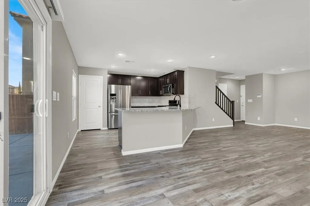 9202 Valley Betica, Las Vegas, NV 89148