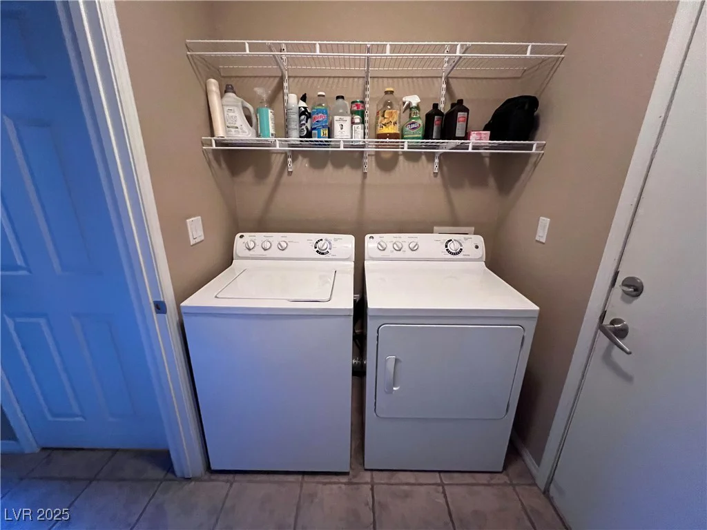 10488 Beckaville, Las Vegas, NV 89129