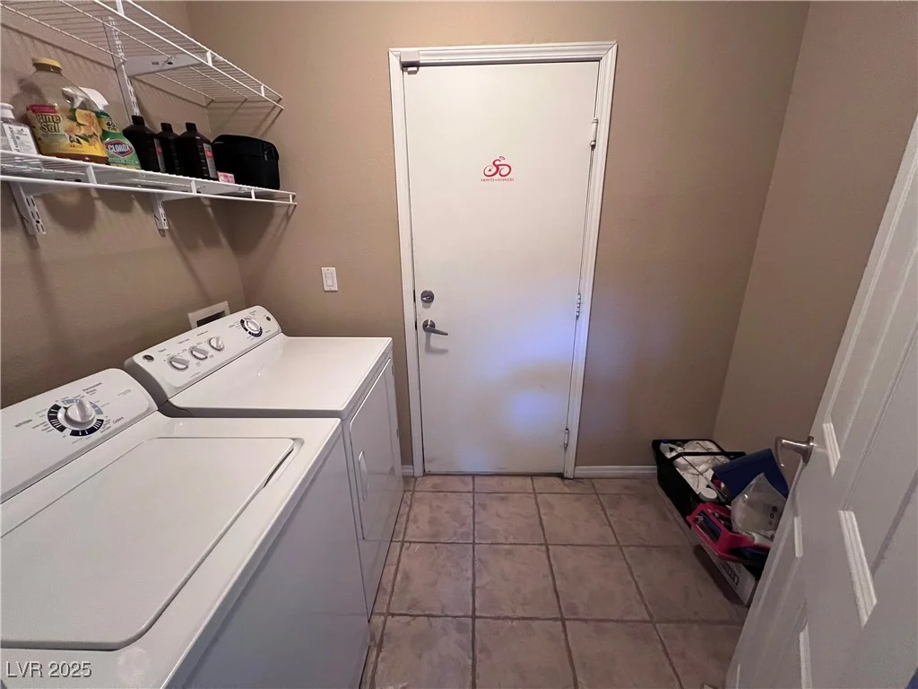 10488 Beckaville, Las Vegas, NV 89129