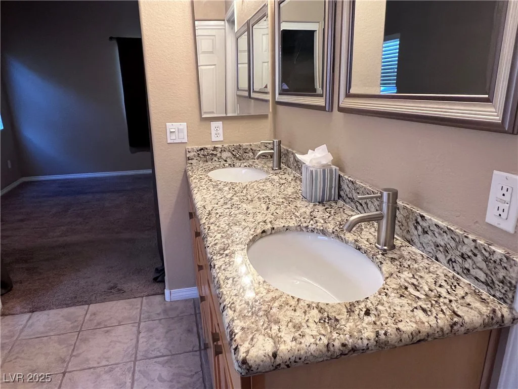 10488 Beckaville, Las Vegas, NV 89129
