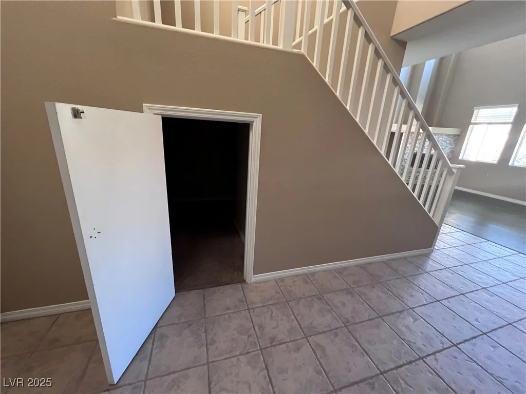 10488 Beckaville, Las Vegas, NV 89129