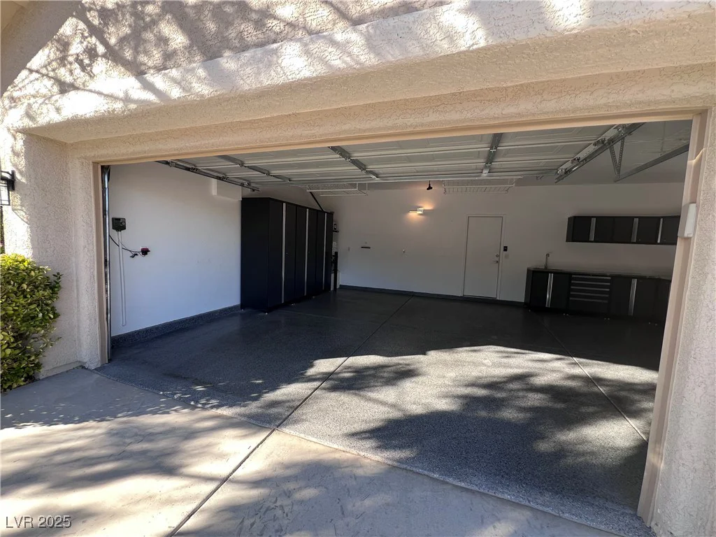 10488 Beckaville, Las Vegas, NV 89129