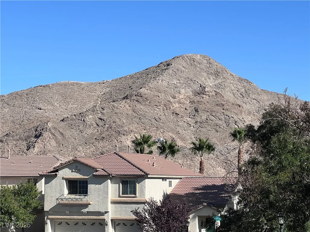 10488 Beckaville, Las Vegas, NV 89129