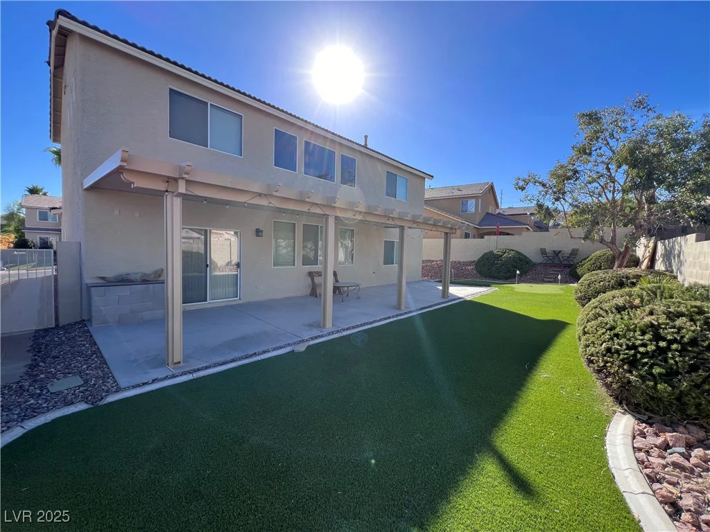 10488 Beckaville, Las Vegas, NV 89129