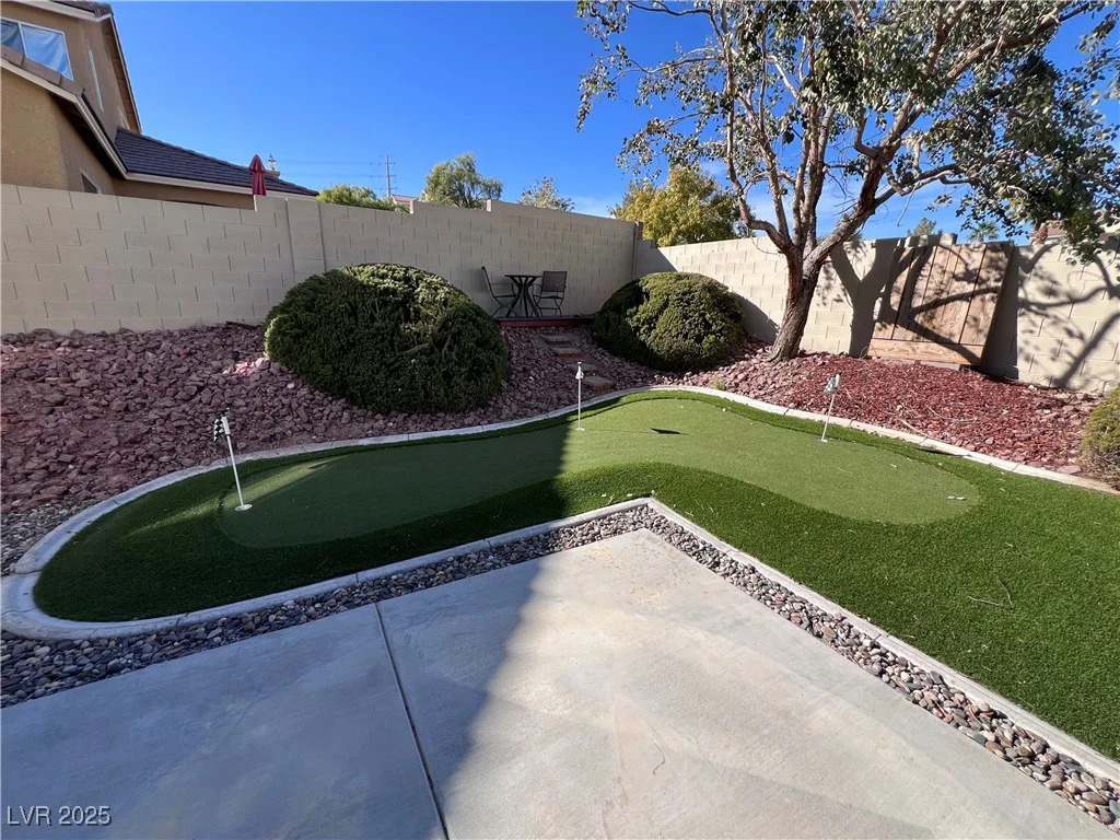 10488 Beckaville, Las Vegas, NV 89129