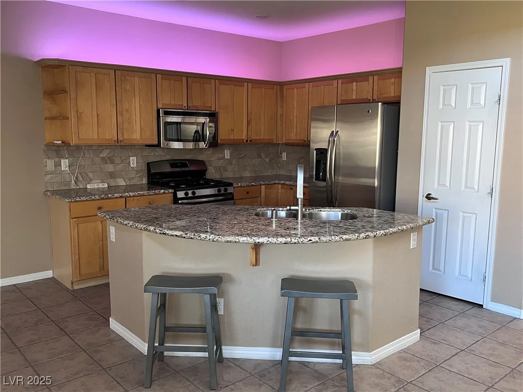 10488 Beckaville, Las Vegas, NV 89129