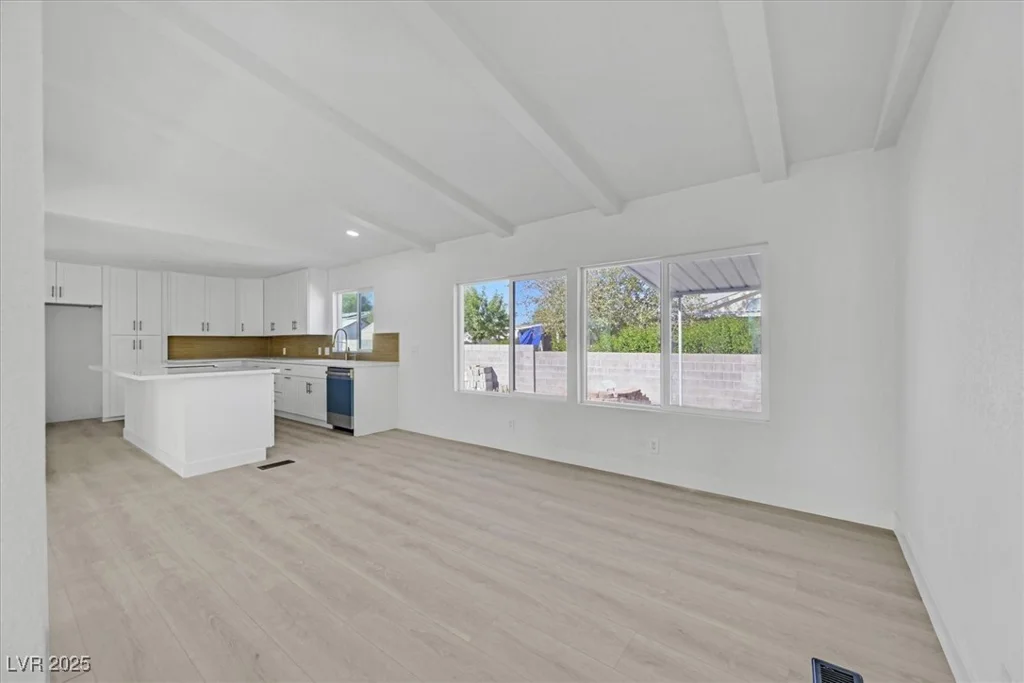 3387 Encina, Las Vegas, NV 89121