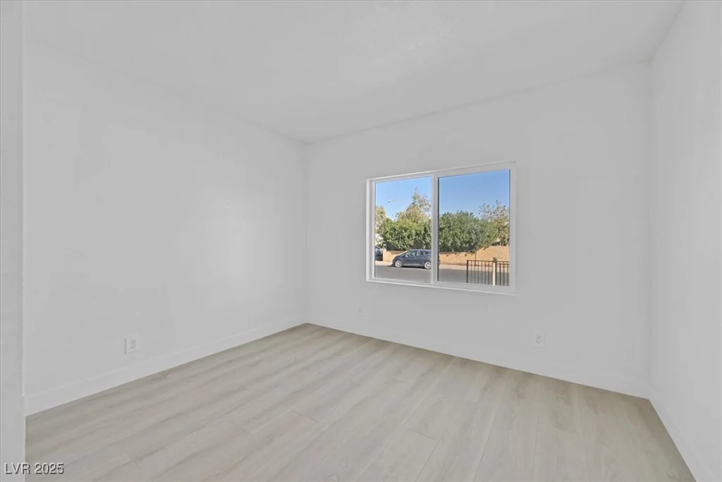 3387 Encina, Las Vegas, NV 89121