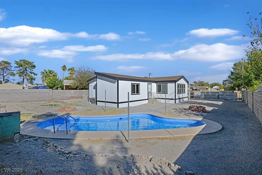 3387 Encina, Las Vegas, NV 89121