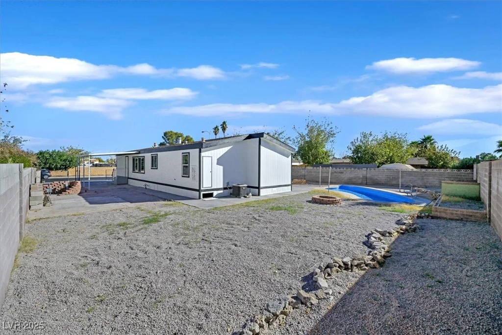 3387 Encina, Las Vegas, NV 89121