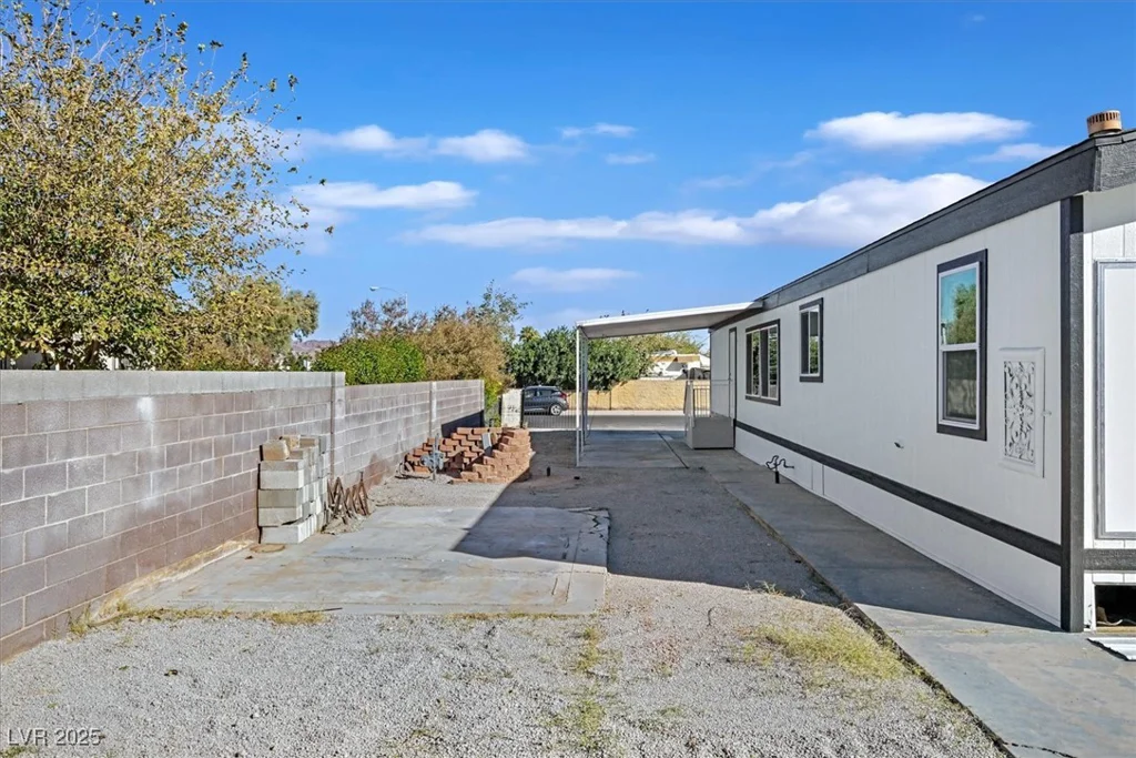 3387 Encina, Las Vegas, NV 89121