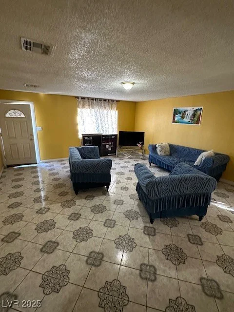 217 Jackson, Las Vegas, NV 89106