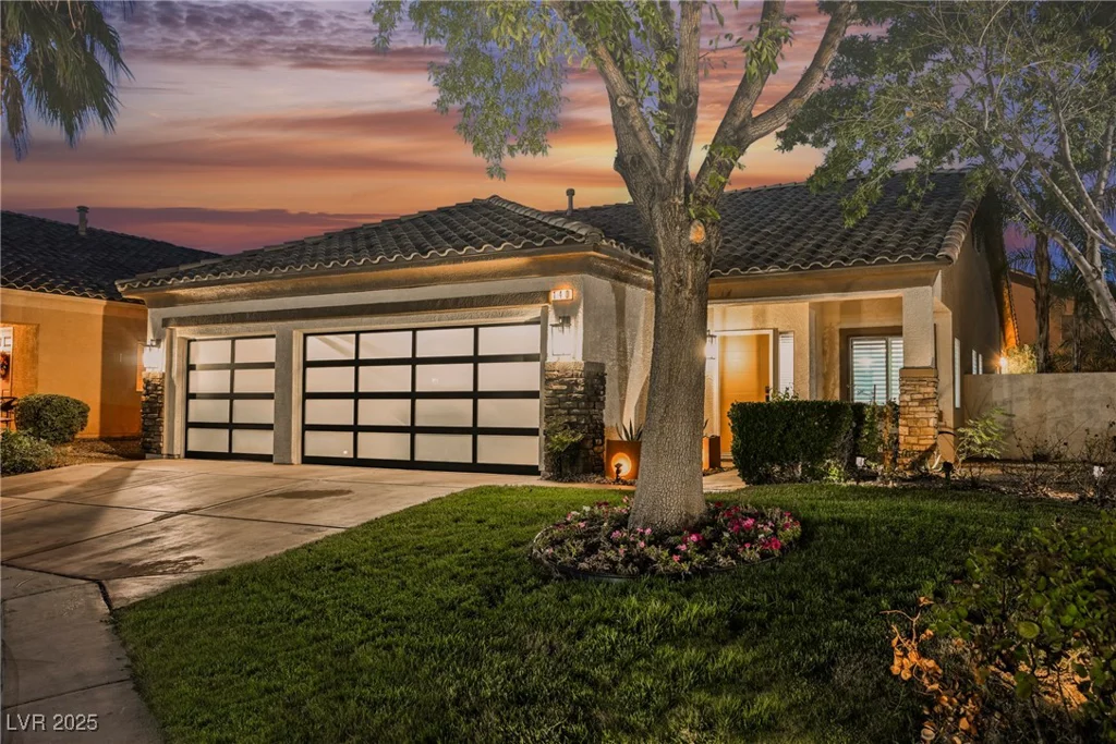 140 Cora Hills, Las Vegas, NV 89148