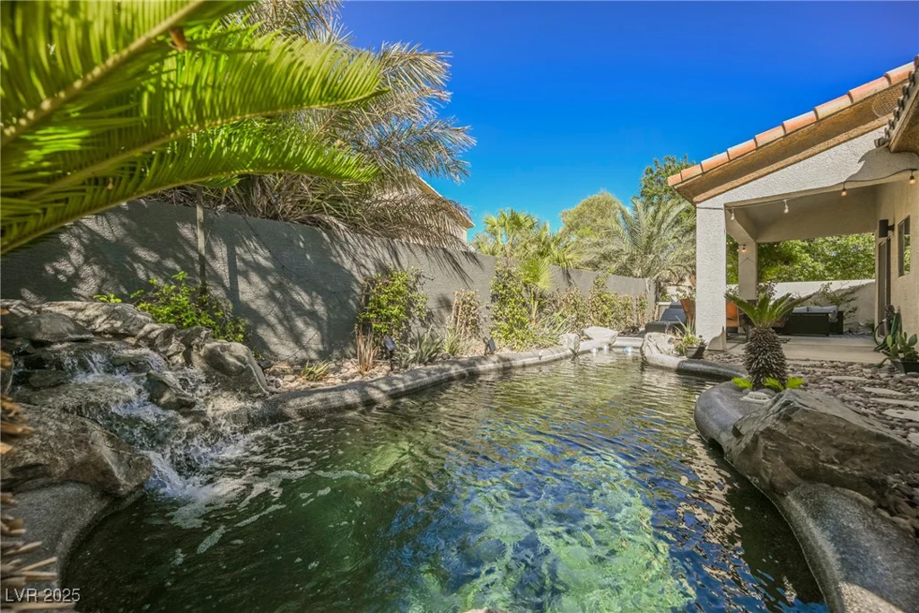 140 Cora Hills, Las Vegas, NV 89148