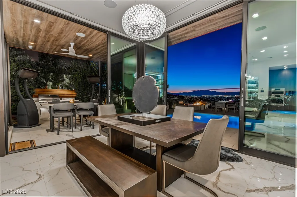 371 Tranquil Peak, Henderson, NV 89012