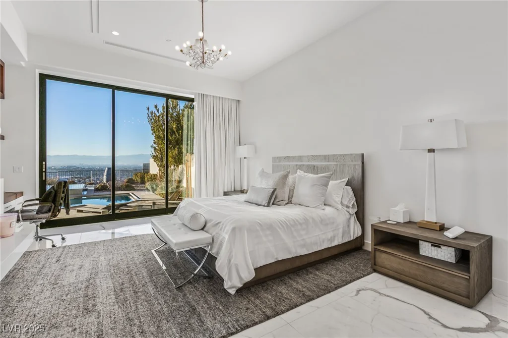 371 Tranquil Peak, Henderson, NV 89012