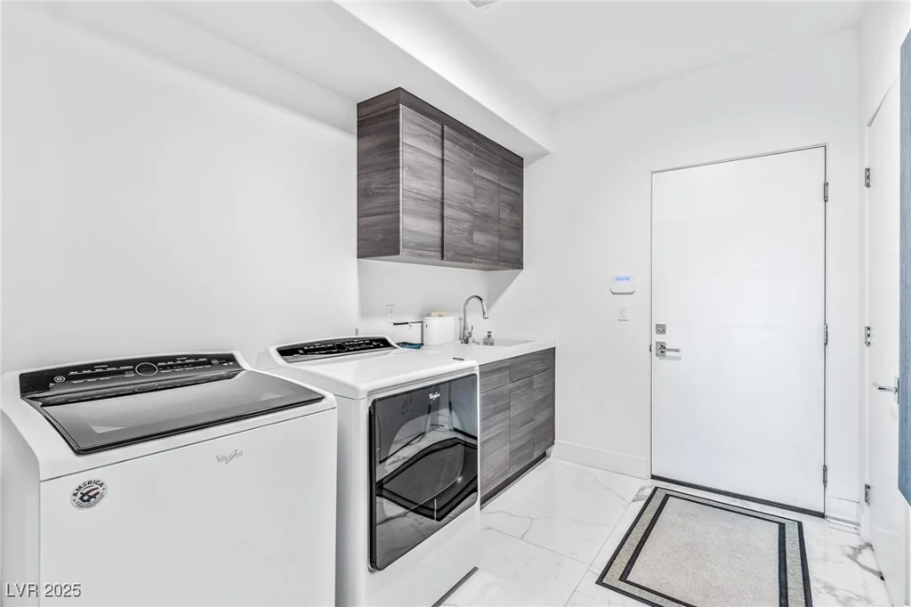 371 Tranquil Peak, Henderson, NV 89012