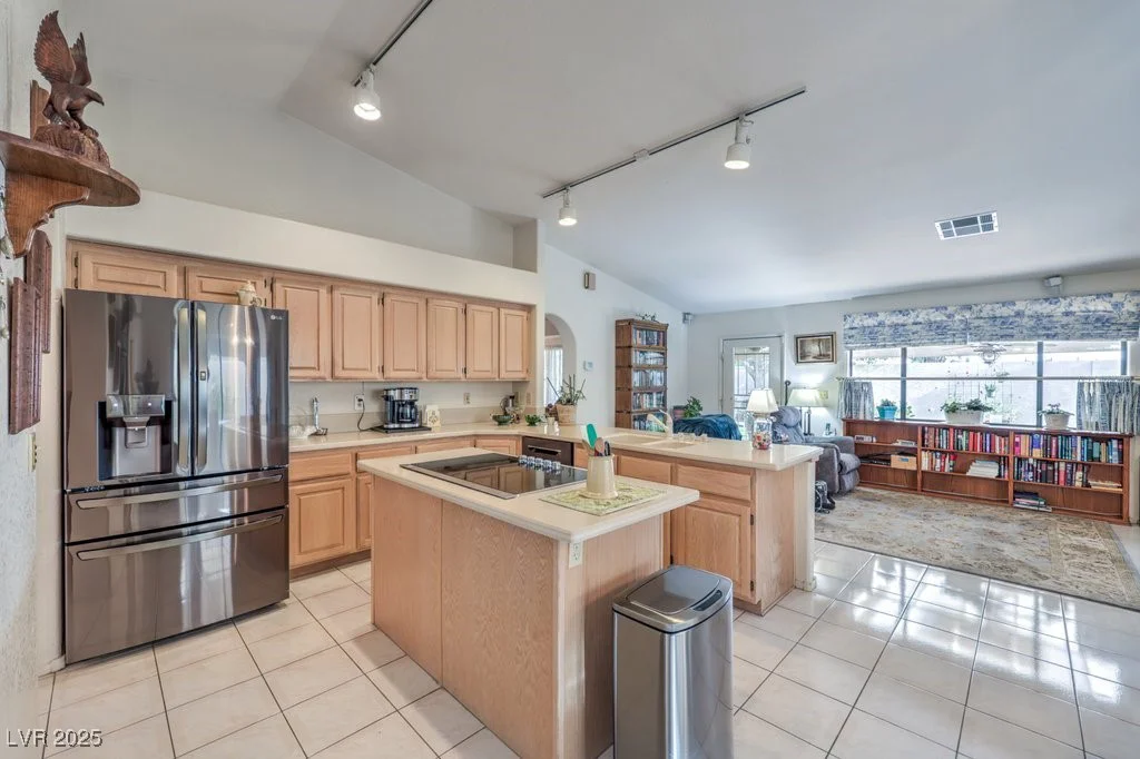 3128 Pelican Beach, Las Vegas, NV 89117