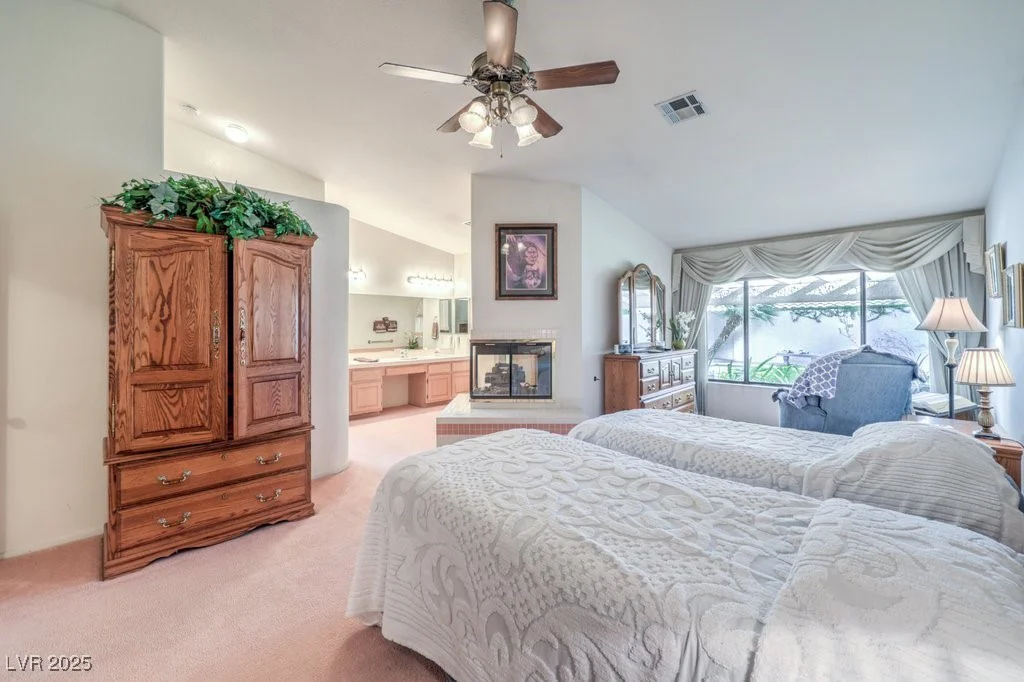 3128 Pelican Beach, Las Vegas, NV 89117