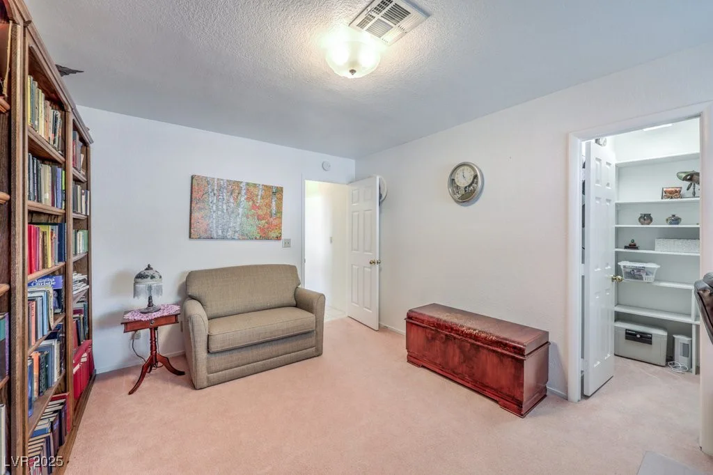 3128 Pelican Beach, Las Vegas, NV 89117