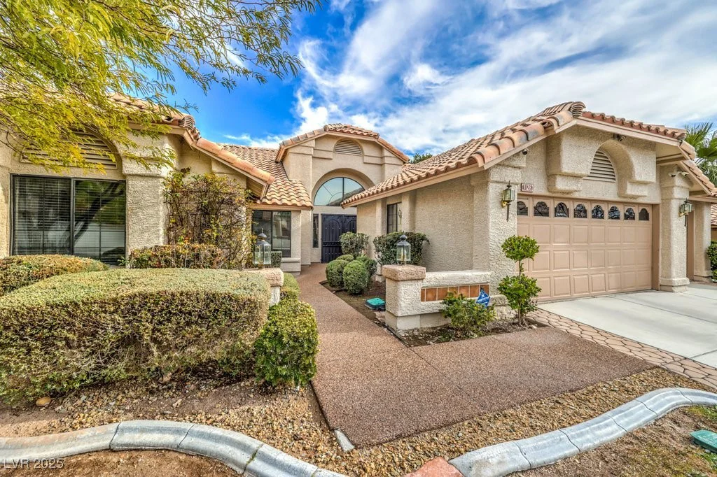 3128 Pelican Beach, Las Vegas, NV 89117