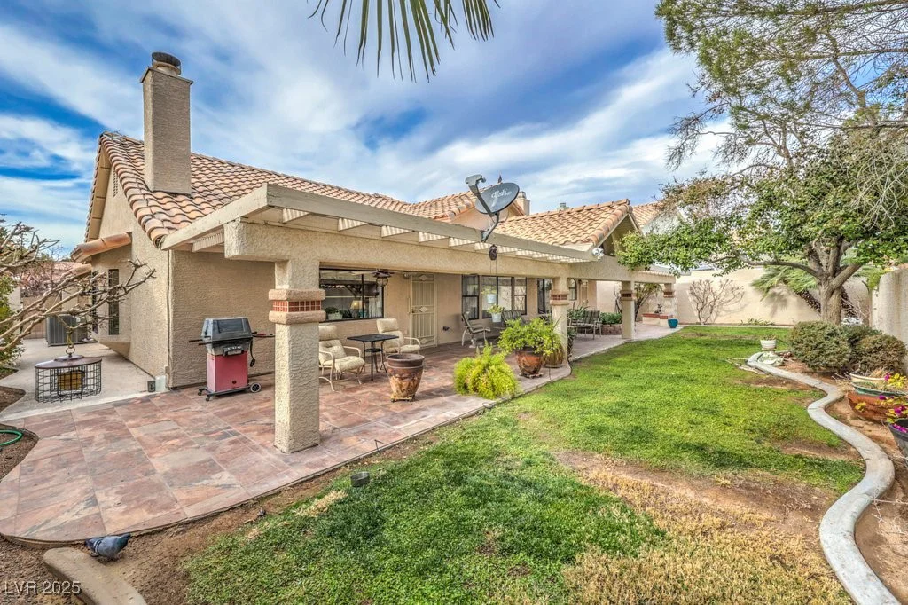 3128 Pelican Beach, Las Vegas, NV 89117