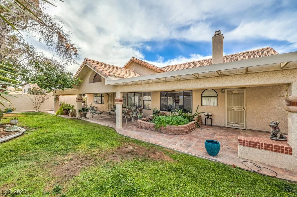 3128 Pelican Beach, Las Vegas, NV 89117