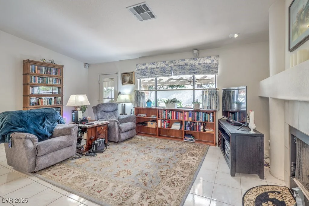 3128 Pelican Beach, Las Vegas, NV 89117