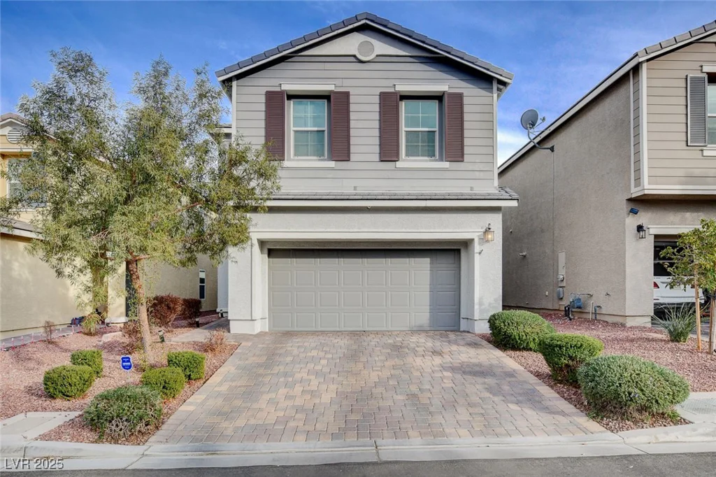 7960 Brookside Falls, Las Vegas, NV 89166
