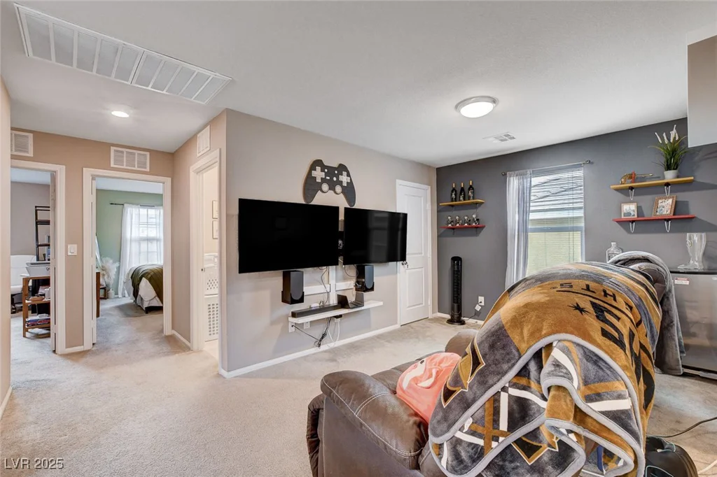 7960 Brookside Falls, Las Vegas, NV 89166