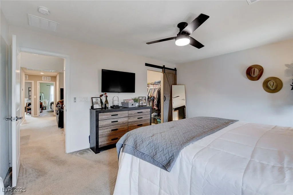 7960 Brookside Falls, Las Vegas, NV 89166